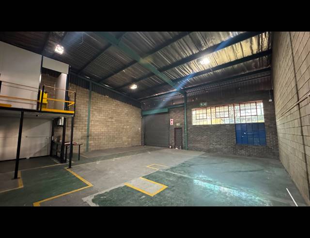 294M² WAREHOUSE TO LET IN EASTGATE